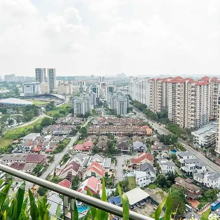 The Azure Residences Kelana Jaya By Airhost Petaling Jaya Exterior photo