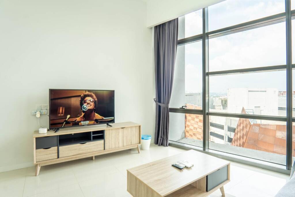 Apartment The Azure Residences Kelana Jaya By Airhost