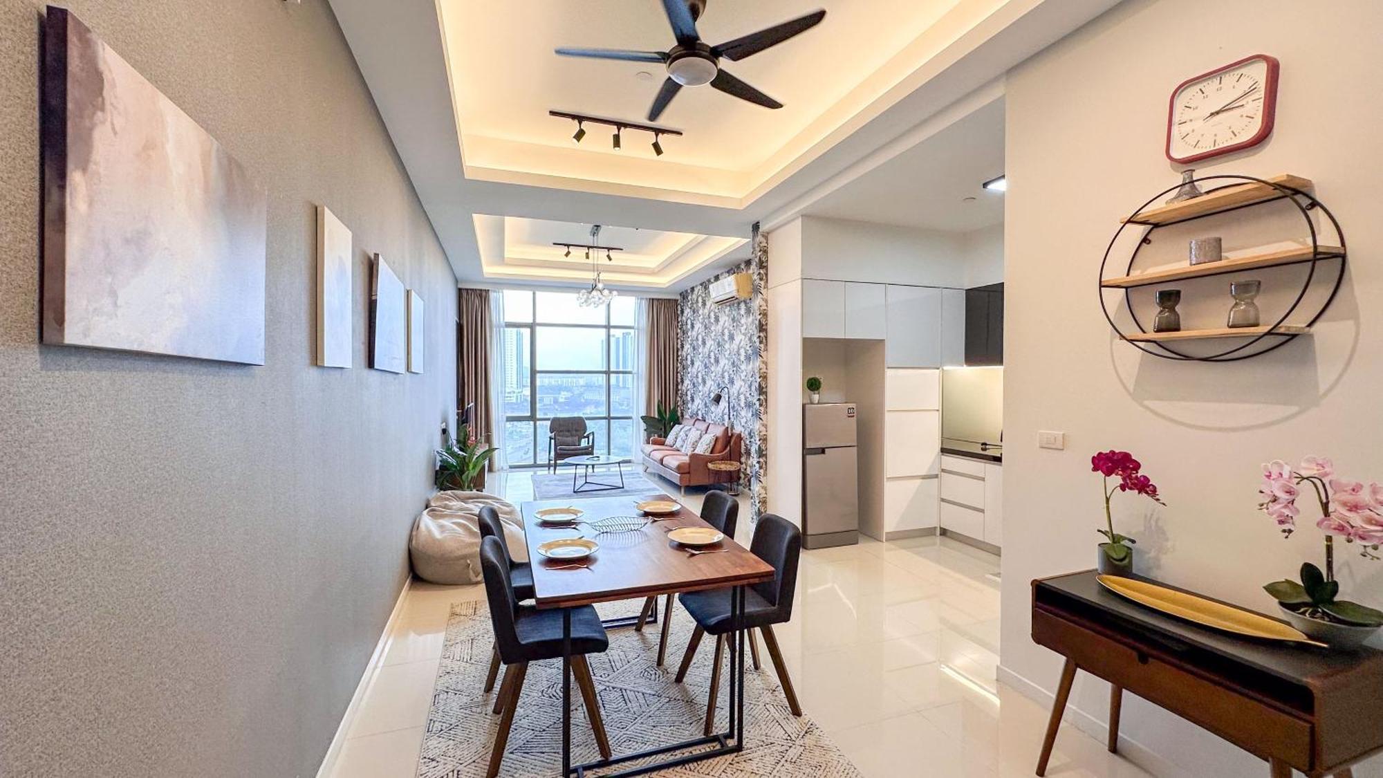 The Azure Residences Kelana Jaya By Airhost Apartment